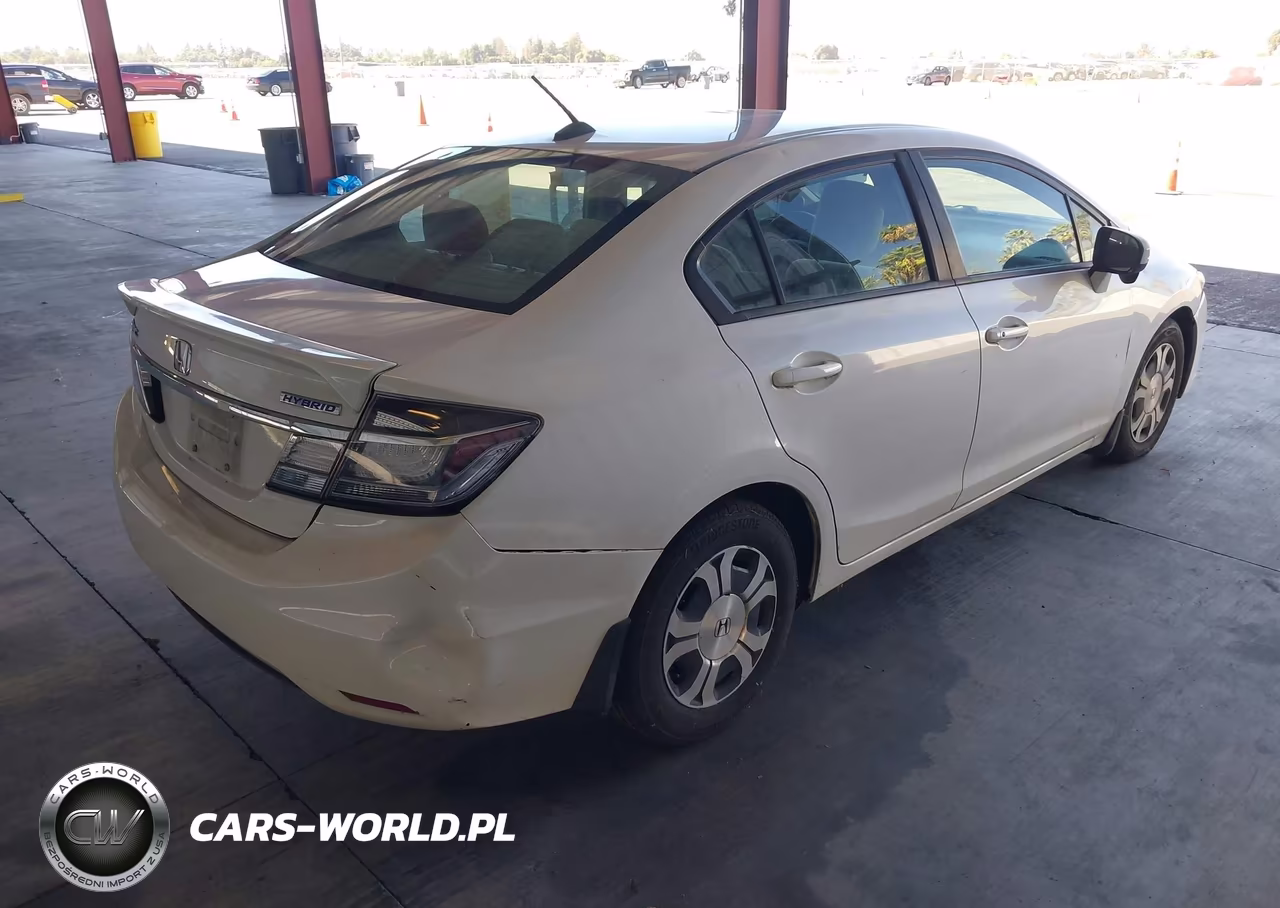 2015 Honda Civic Hybrid VIN:19XFB4F25FE201431 - 4