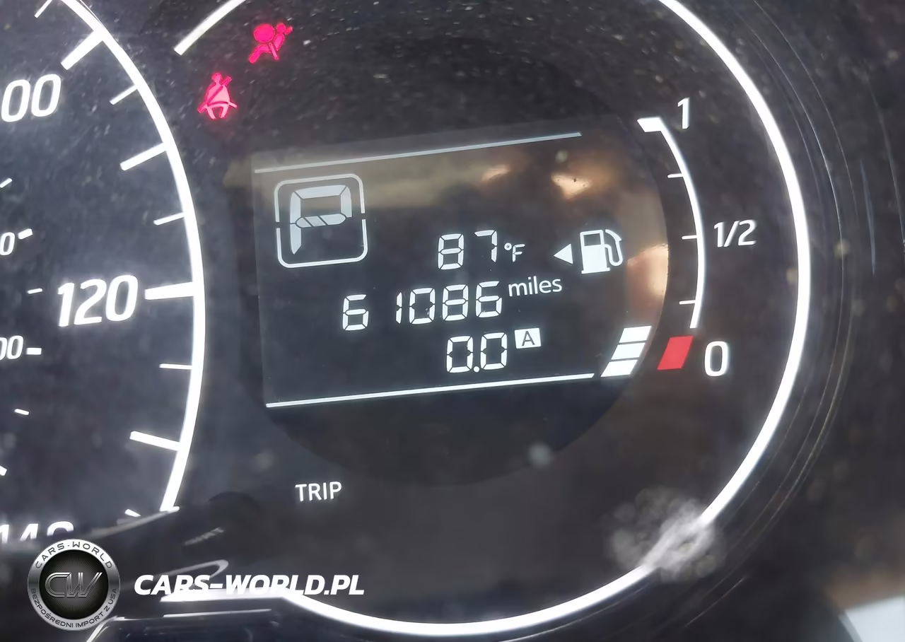 2015 Nissan Versa Note S (Sr)-S Plus-Sl-Sr-Sv VIN:3N1CE2CP1FL407844 - 15