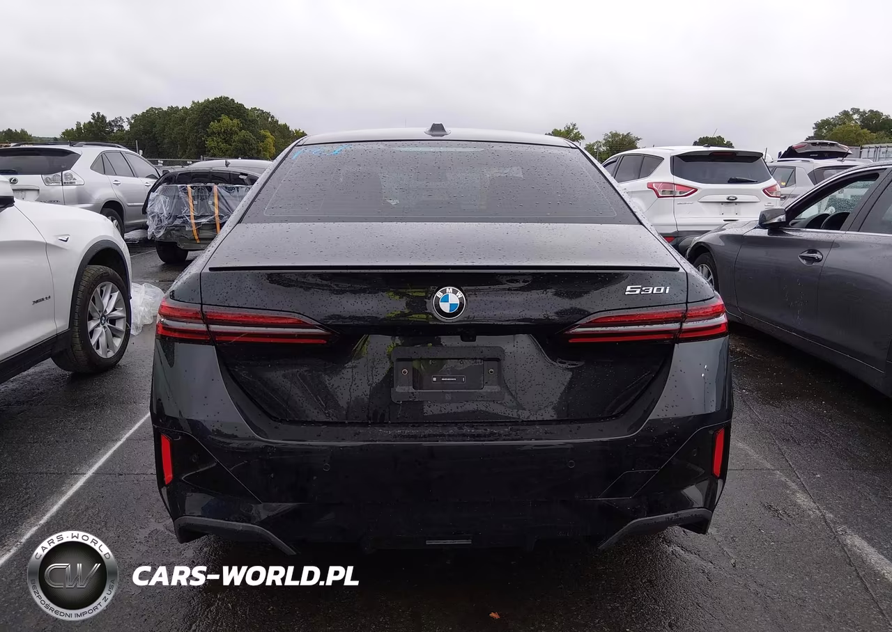 2026 BMW 530I VIN:WBA43FJ05TCV35772 - 17