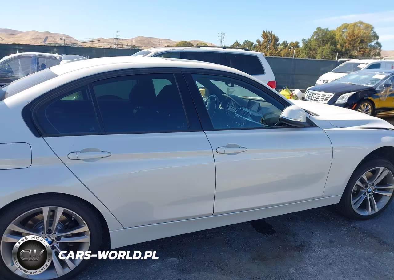 2016 BMW 328I xDrive VIN:WBA8E3G53GNU04105 - 14