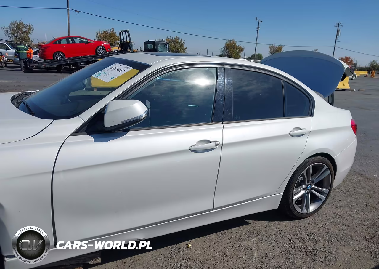 2016 BMW 328I xDrive VIN:WBA8E3G53GNU04105 - 15