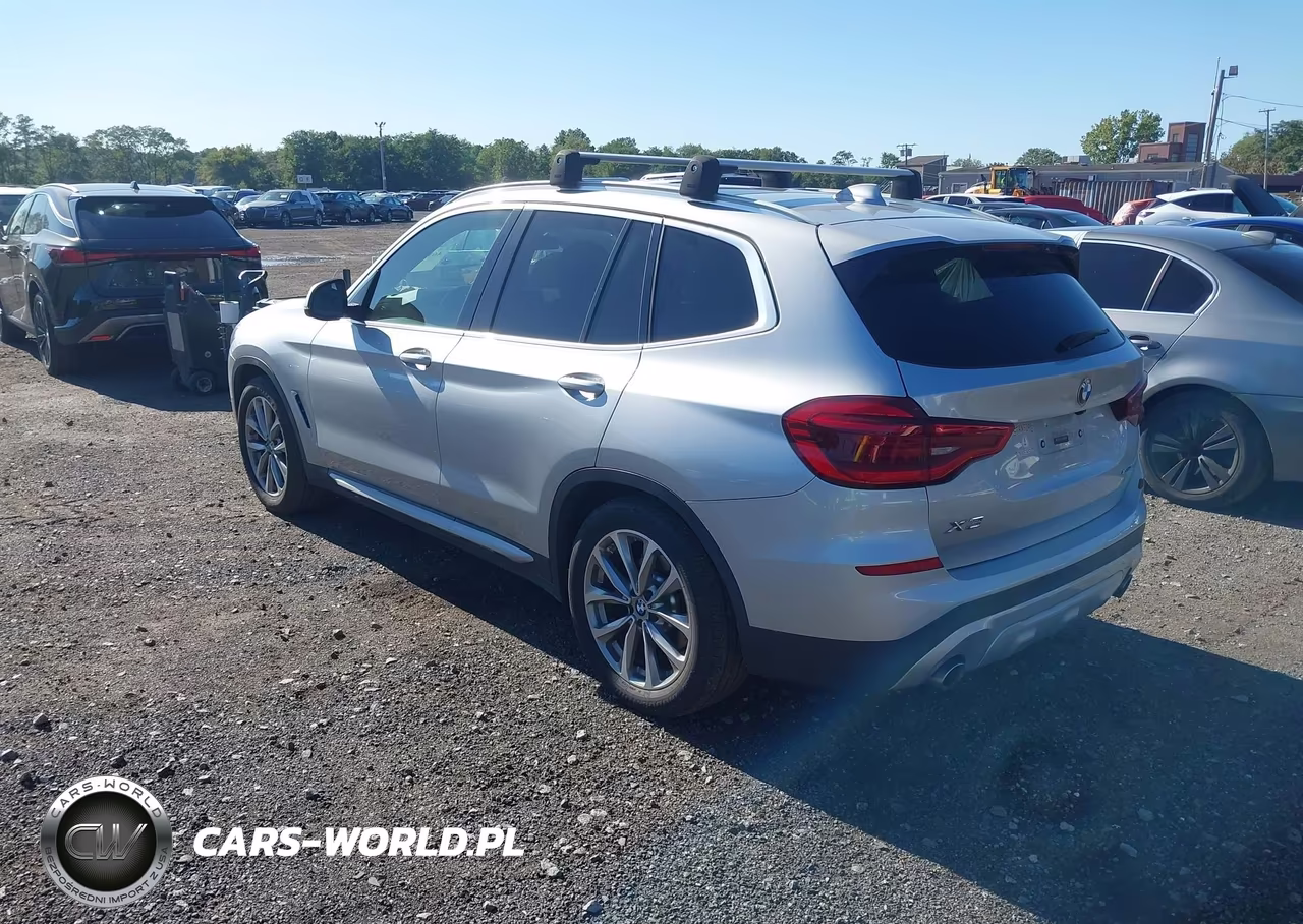 2019 BMW X3 xDrive30I VIN:5UXTR9C56KLP88698 - 3