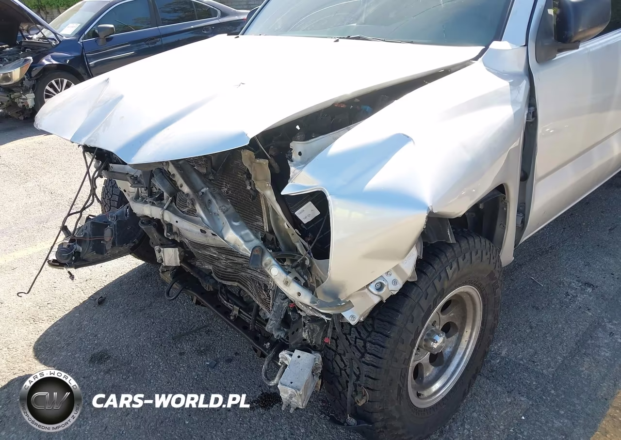 2011 Toyota Tacoma VIN:5TFTX4CN4BX004683 - 13