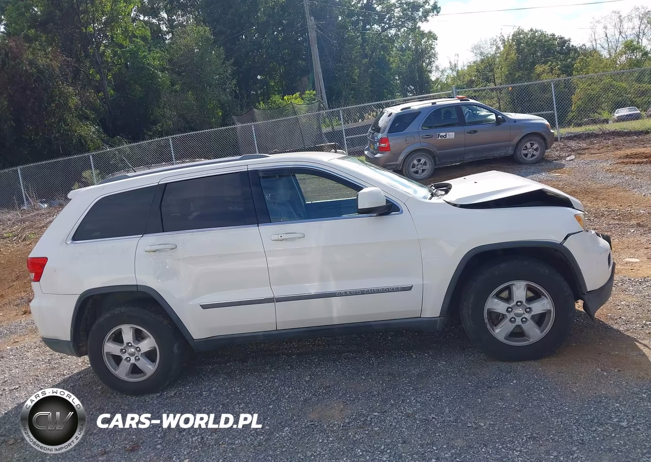 2012 Jeep Grand Cherokee Laredo VIN:1C4RJFAG8CC185372 - 14
