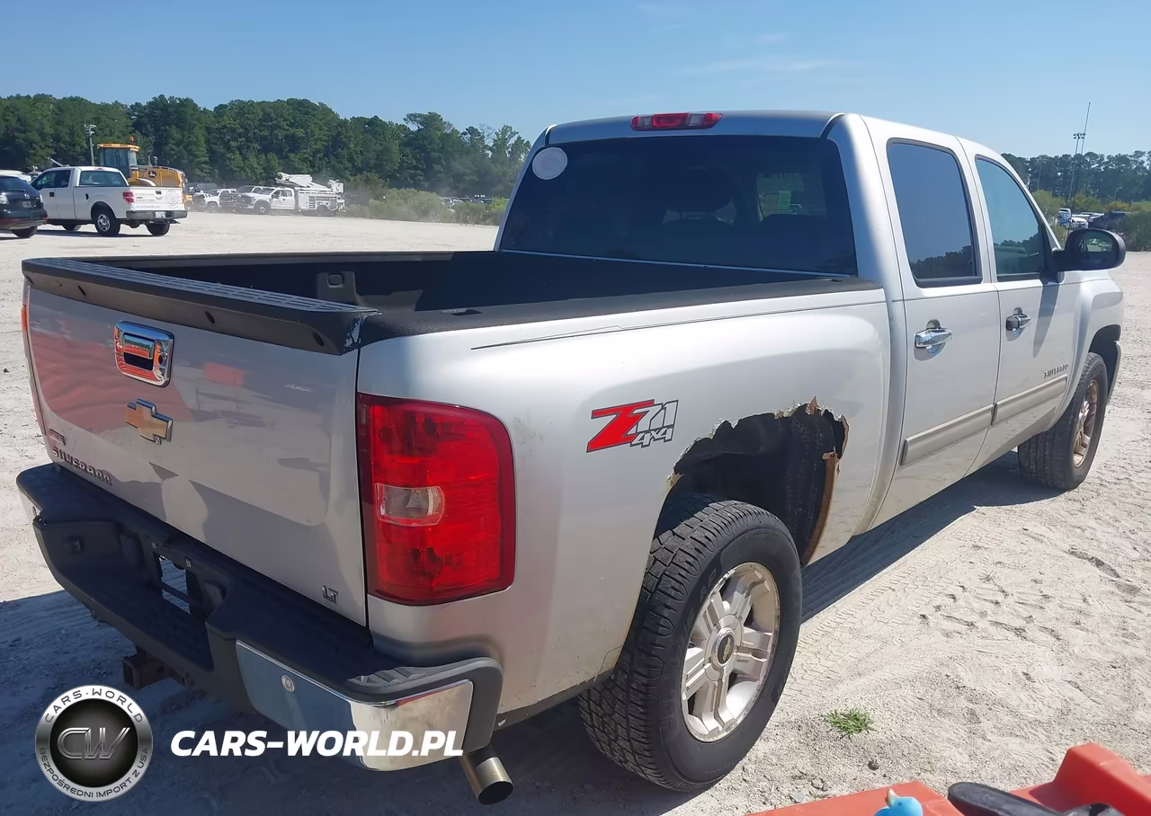 2010 Chevrolet Silverado 1500 Lt VIN:3GCRKSE36AG108023 - 4