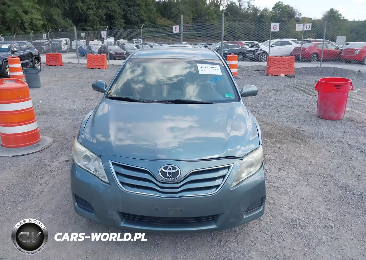 2010 Toyota Camry Le VIN:4T1BF3EK1AU529322 - 12