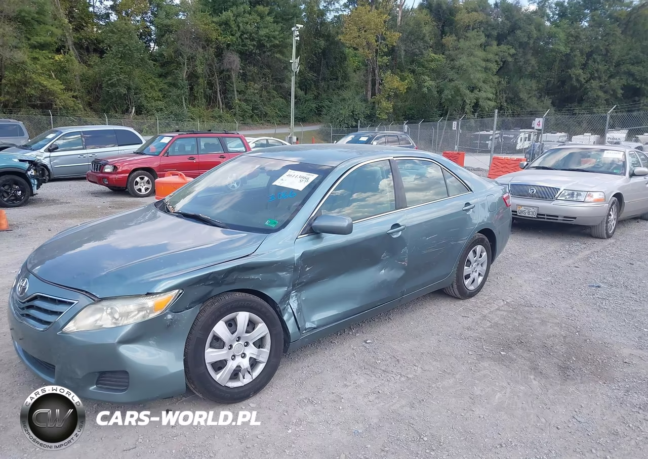 2010 Toyota Camry Le VIN:4T1BF3EK1AU529322 - 2