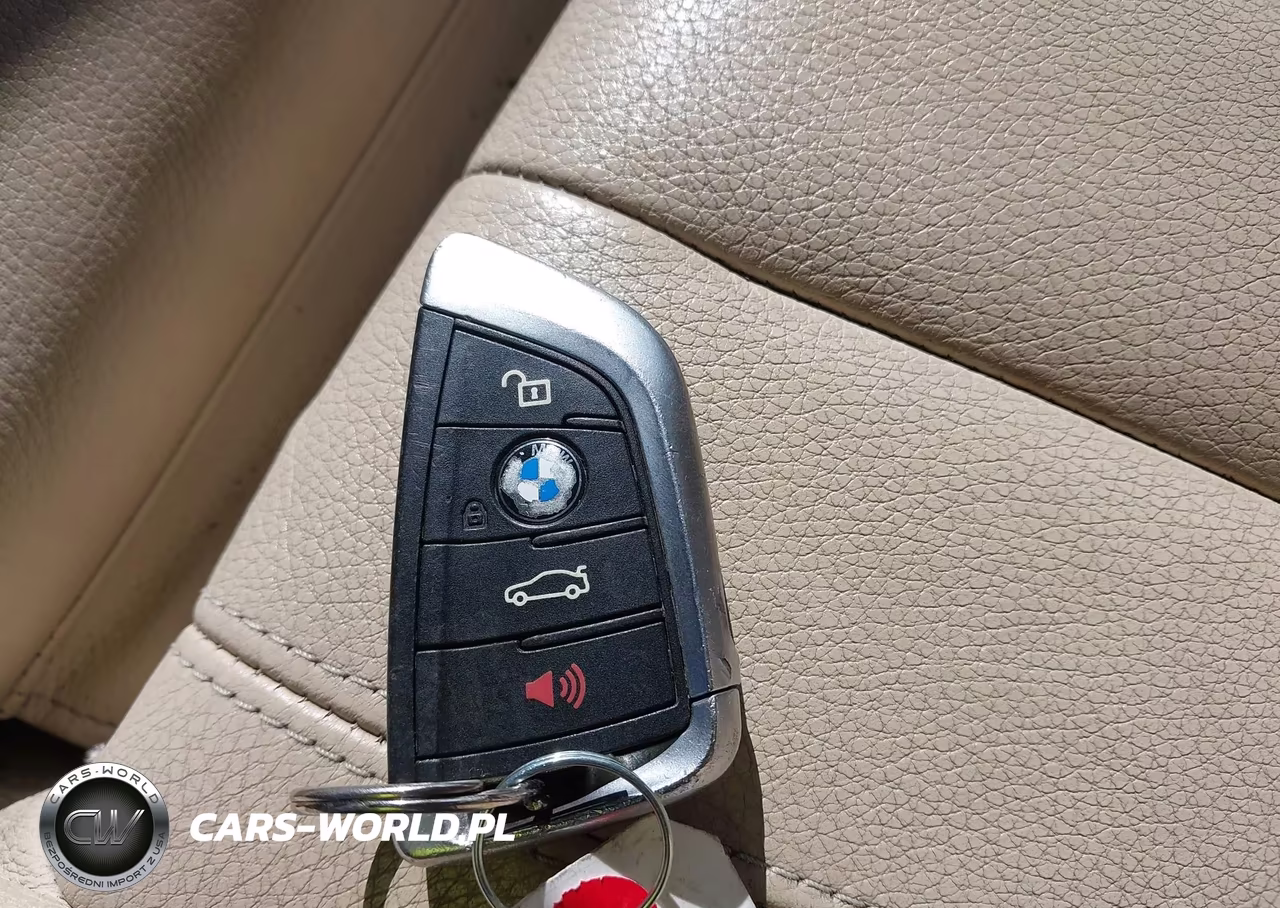 2017 BMW X5 xDrive35I VIN:5UXKR0C37H0V69541 - 11