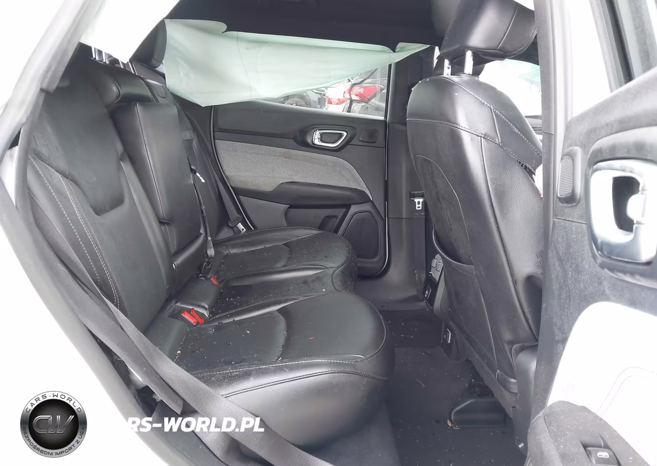 2023 Jeep Compass Latitude Lux Fwd VIN:3C4NJDFN5PT548828 - 8