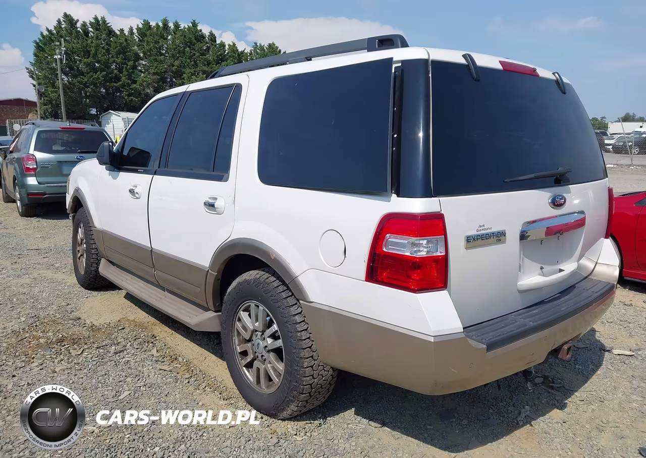 2012 Ford Expedition Xlt VIN:1FMJU1J52CEF40400 - 3