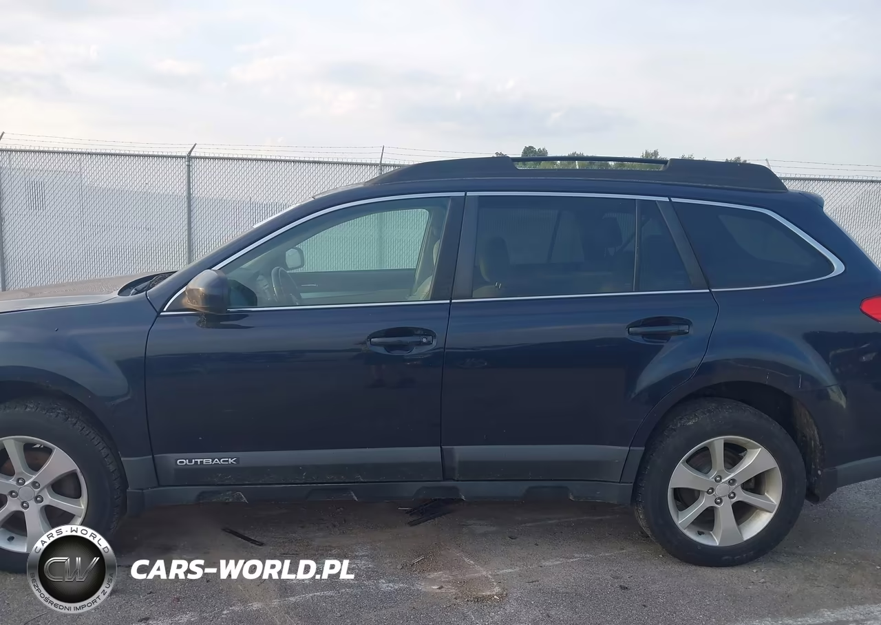 2014 Subaru Outback 2.5I Premium VIN:4S4BRCCC6E3203191 - 14