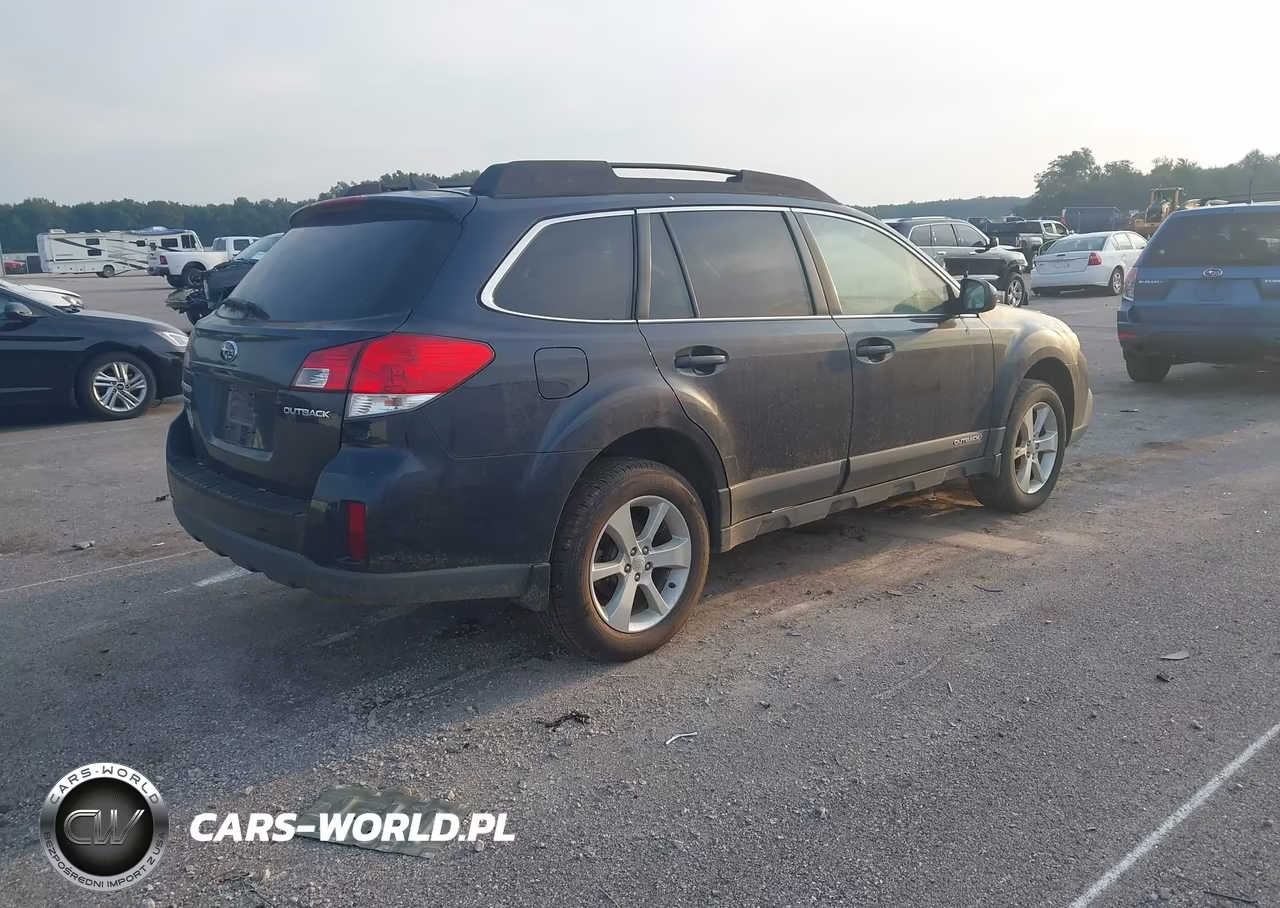 2014 Subaru Outback 2.5I Premium VIN:4S4BRCCC6E3203191 - 4