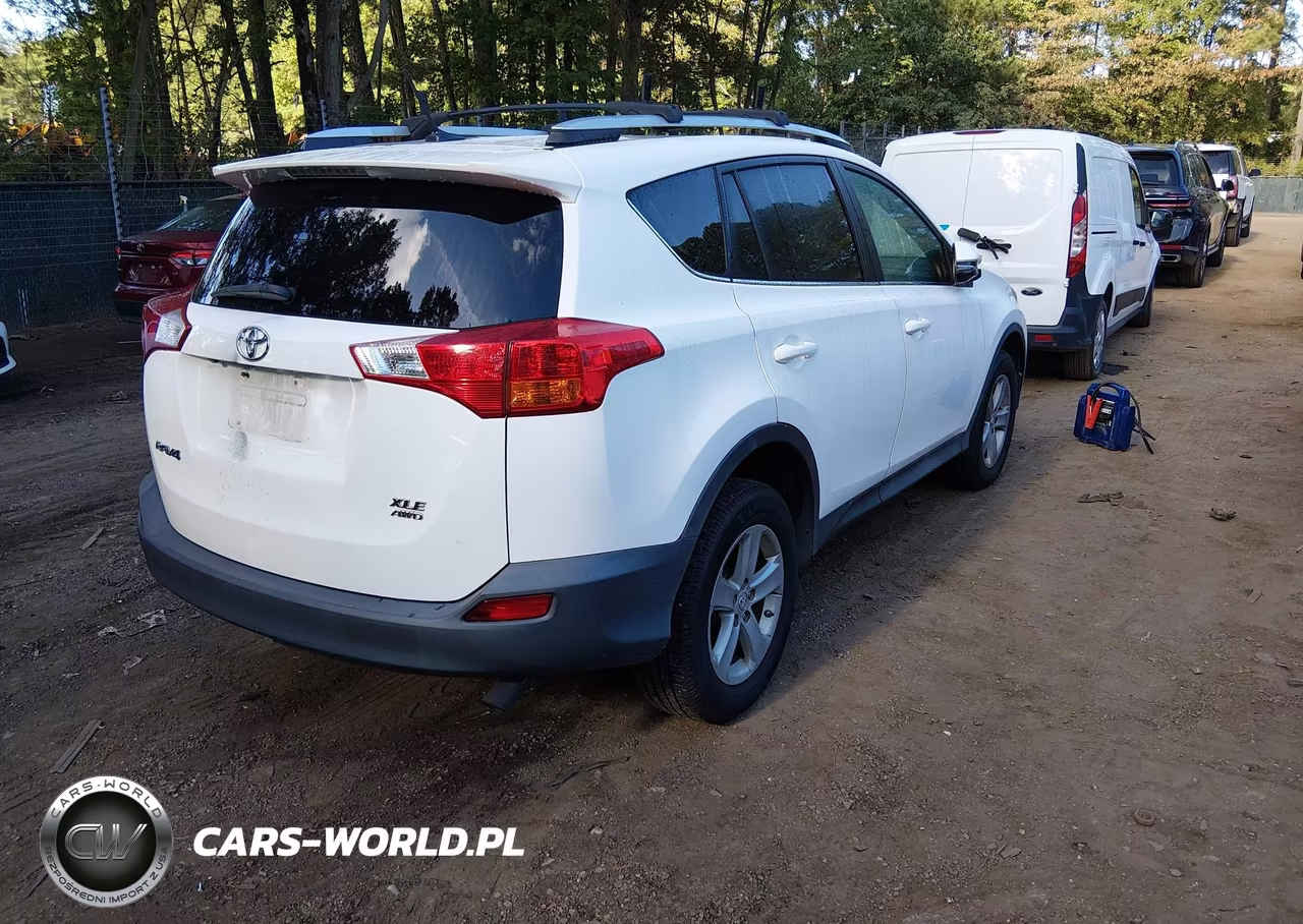 2013 Toyota Rav4 Xle VIN:2T3RFREV6DW078735 - 4