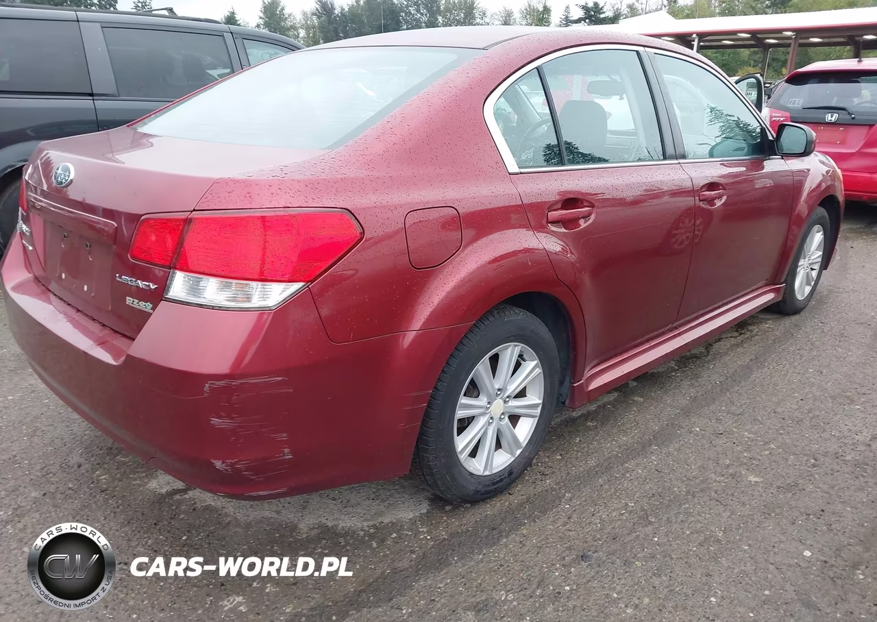 2010 Subaru Legacy 2.5I Premium VIN:4S3BMBG65A3217031 - 4
