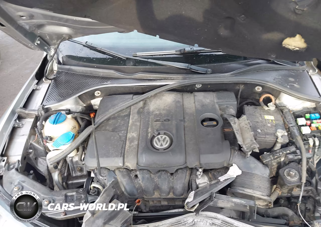 2013 Volkswagen Passat 2.5L S VIN:1VWAP7A3XDC026480 - 10