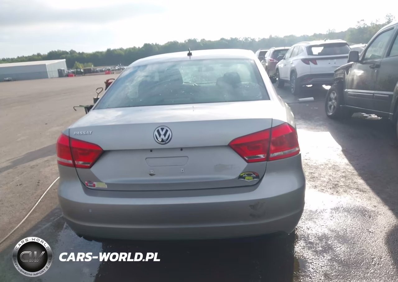 2013 Volkswagen Passat 2.5L S VIN:1VWAP7A3XDC026480 - 17