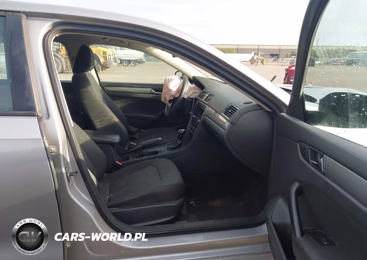 2013 Volkswagen Passat 2.5L S VIN:1VWAP7A3XDC026480 - 5
