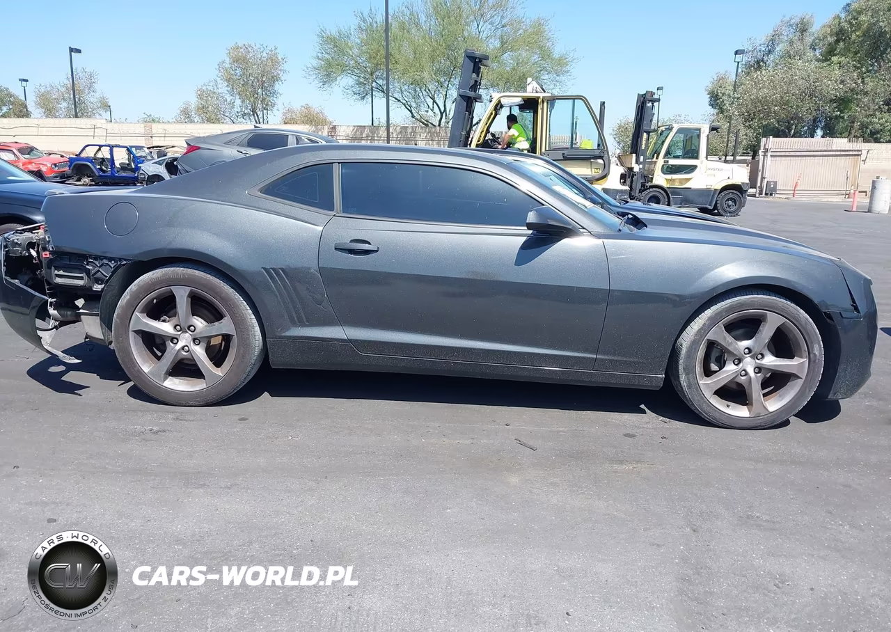 2013 Chevrolet Camaro 2Ls VIN:2G1FA1E39D9151746 - 13