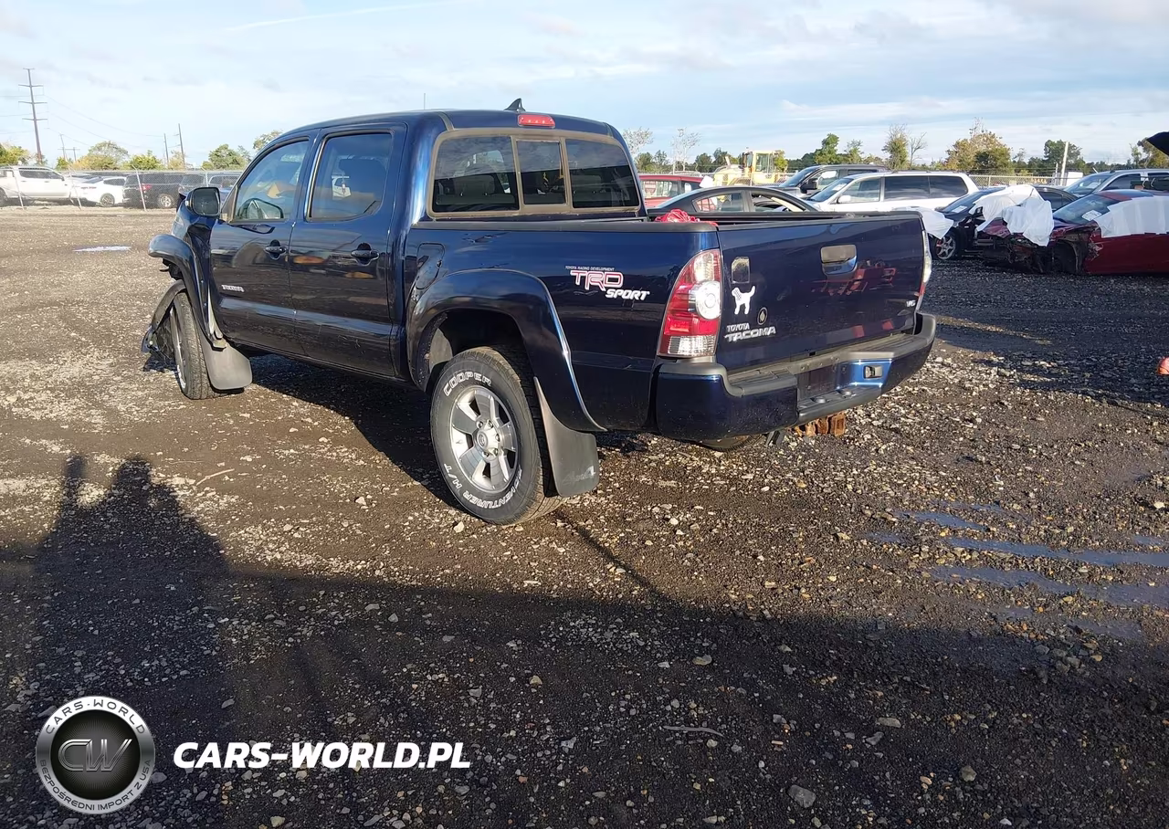 2012 Toyota Tacoma Base V6 VIN:5TFLU4ENXCX036660 - 3