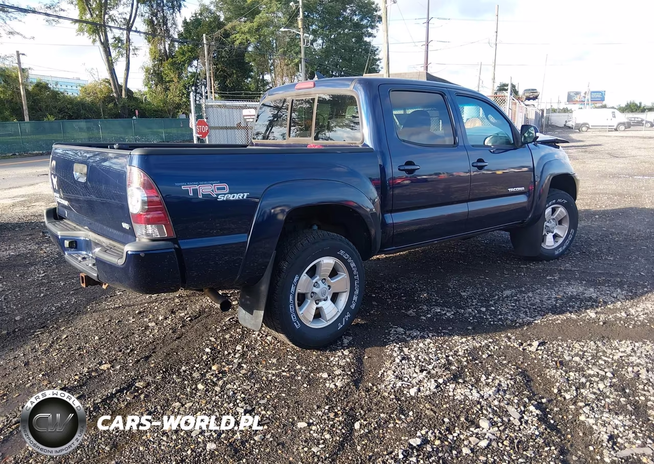 2012 Toyota Tacoma Base V6 VIN:5TFLU4ENXCX036660 - 4