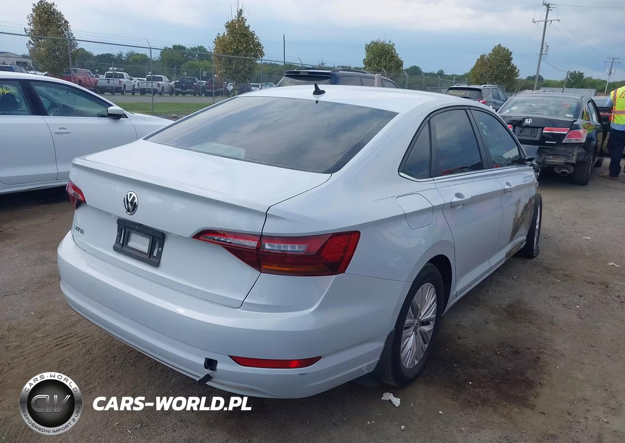 2019 Volkswagen Jetta 1.4T R-Line-1.4T S-1.4T Se VIN:3VWC57BU4KM137561 - 4