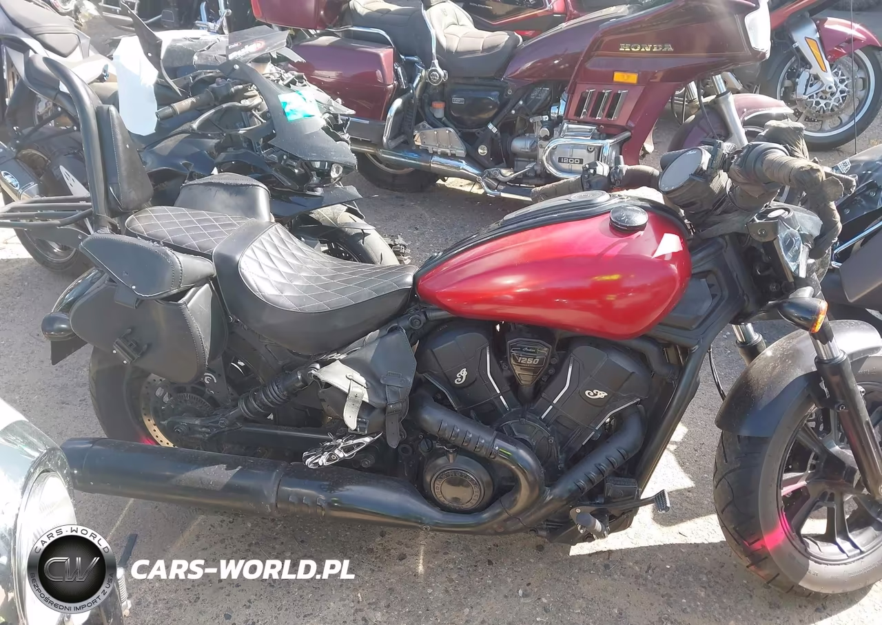 2025 Indian Motorcycle Co. Scout Bobber Limited +Tech VIN:56KSBF767S3205469 - 12