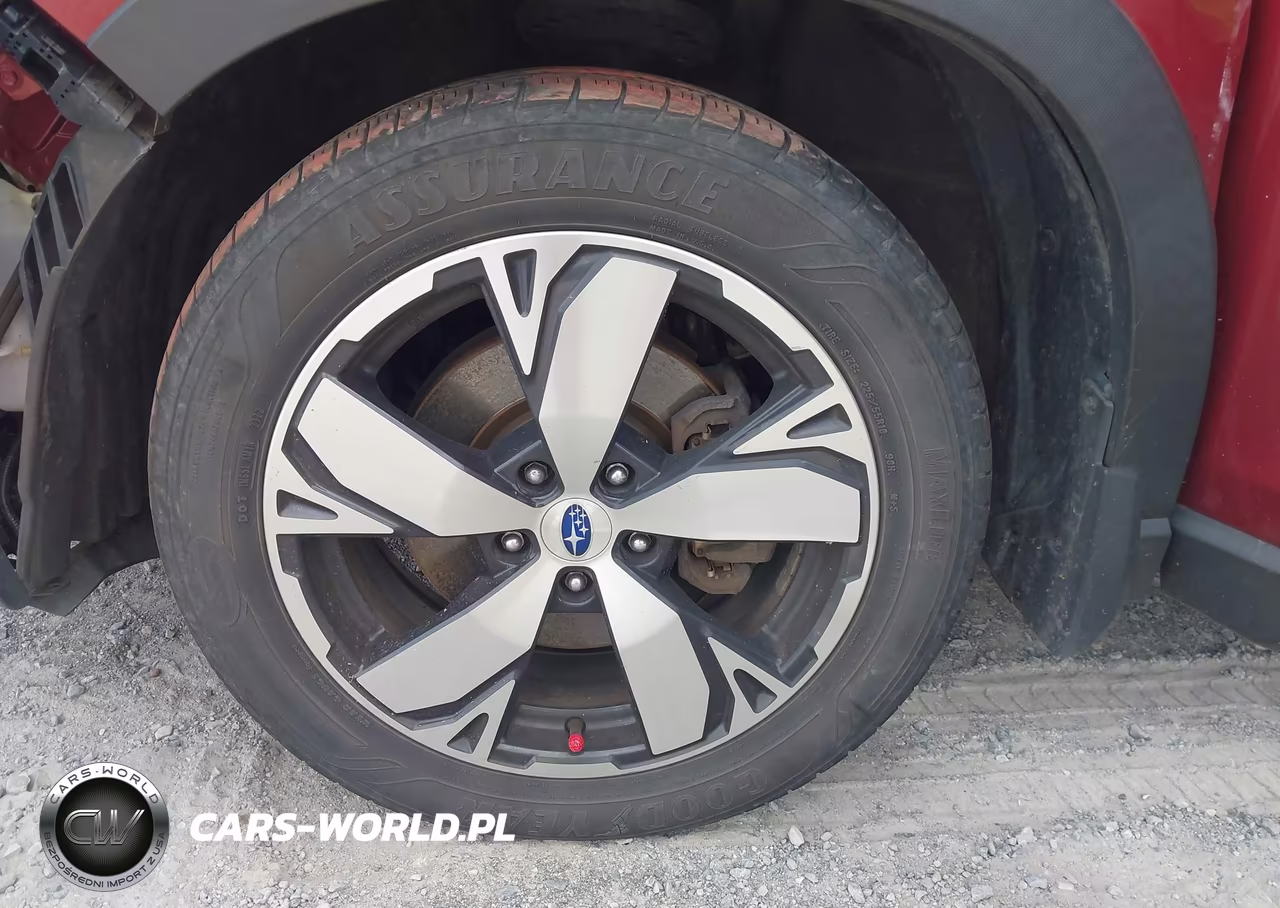 2019 Subaru Forester Touring VIN:JF2SKAWC9KH537109 - 11