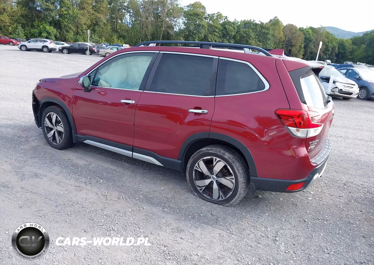 2019 Subaru Forester Touring VIN:JF2SKAWC9KH537109 - 3