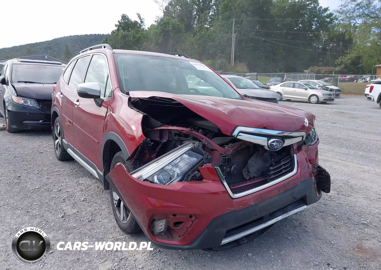 2019 Subaru Forester Touring VIN:JF2SKAWC9KH537109 - 6