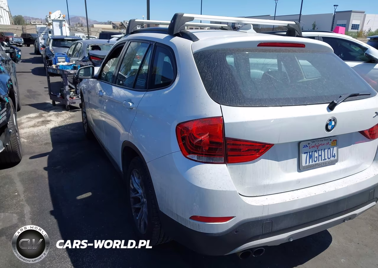 2015 BMW X1 xDrive28I VIN:WBAVL1C53FVY38624 - 3