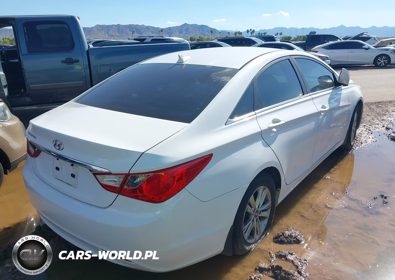 2013 Hyundai Sonata Gls VIN:5NPEB4AC6DH634759 - 4