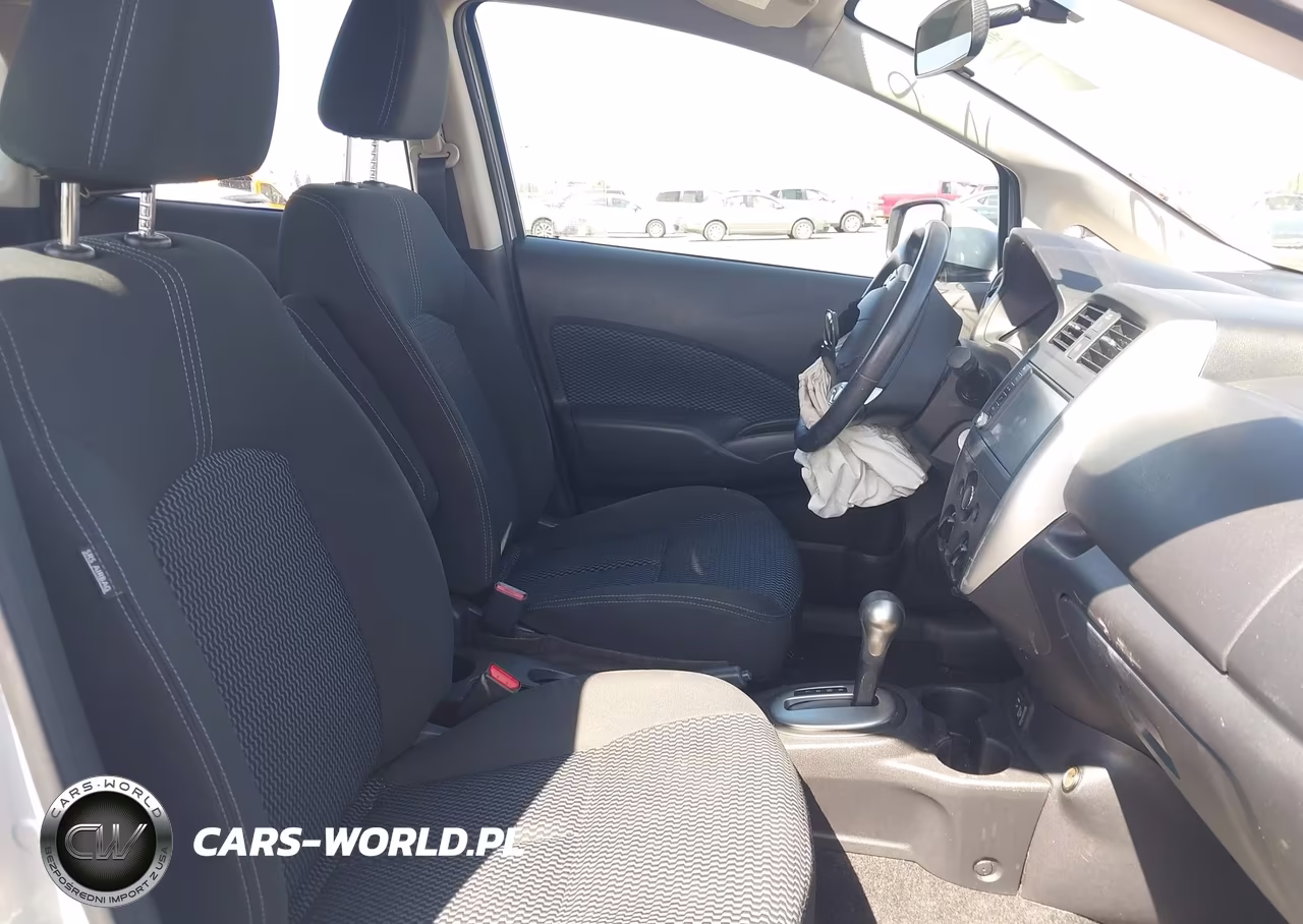 2019 Nissan Versa Note Sv VIN:3N1CE2CP5KL364510 - 5