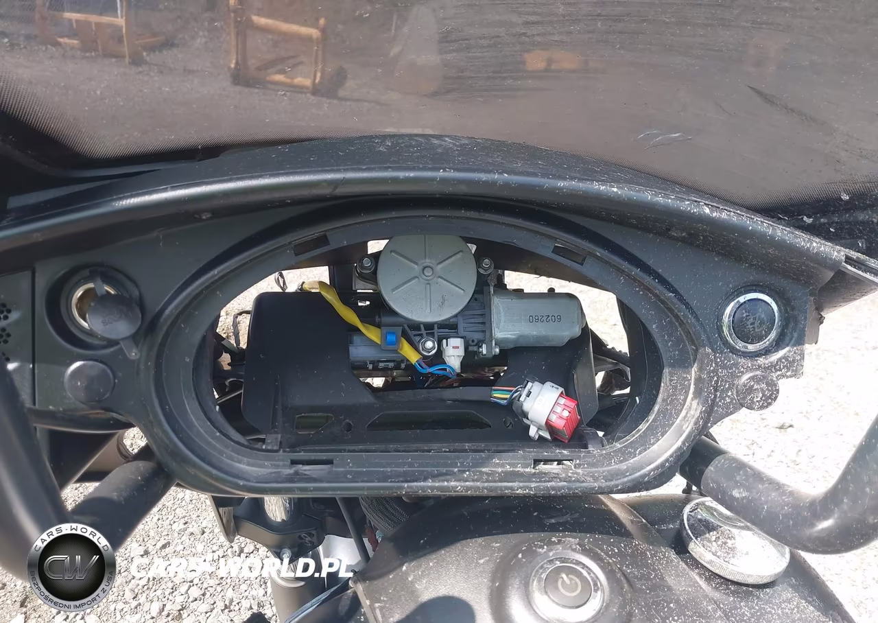 2017 Indian Motorcycle Co. Chieftain Dark Horse VIN:56KTCDAA4H3343286 - 7