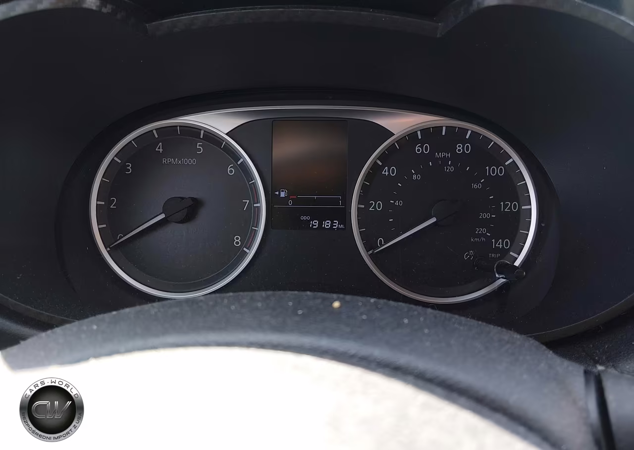 2024 Nissan Versa 1.6 S VIN:3N1CN8DV3RL827402 - 7