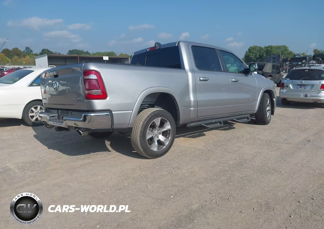 2019 Ram 1500 Laramie 4X4 5'7 Box VIN:1C6SRFJT2KN913978 - 4