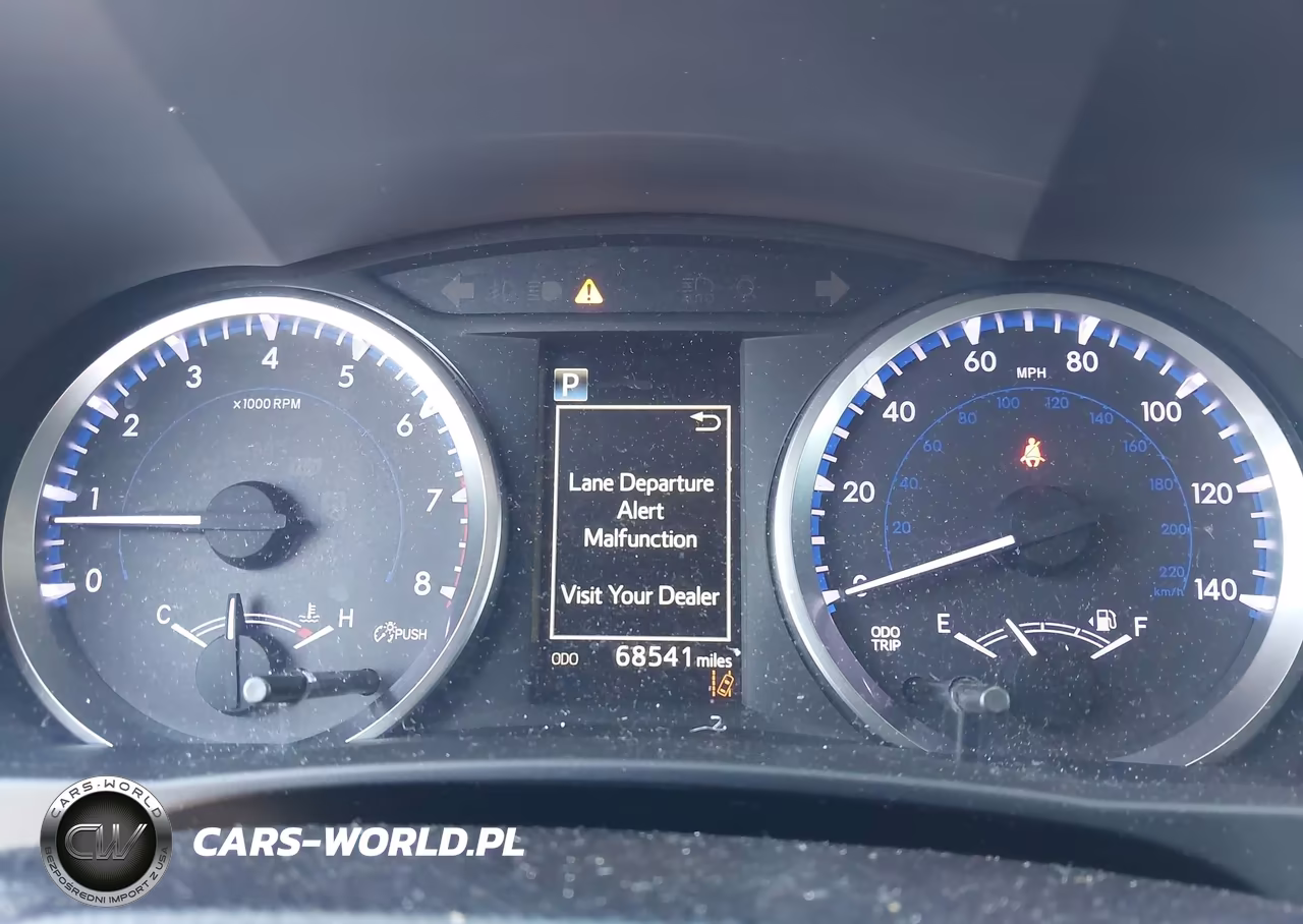 2018 Toyota Highlander Le Plus VIN:5TDBZRFH8JS825783 - 7