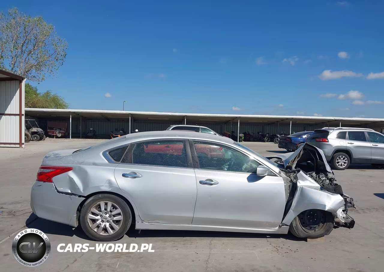 2016 Nissan Altima 2.5 S VIN:1N4AL3AP6GN319172 - 13