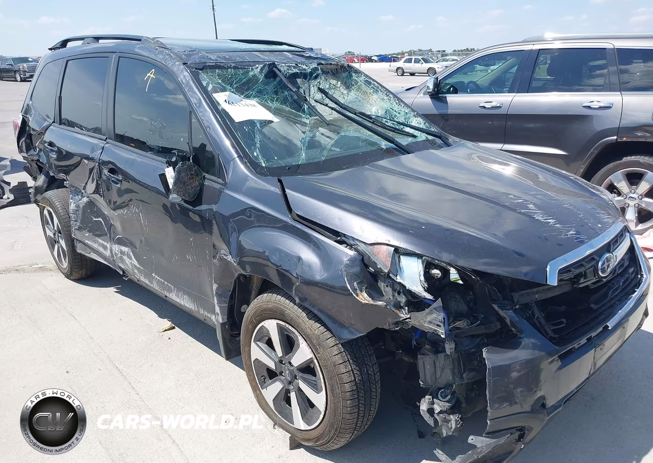 2018 Subaru Forester 2.5I Premium VIN:JF2SJAGC7JH560520 - 12