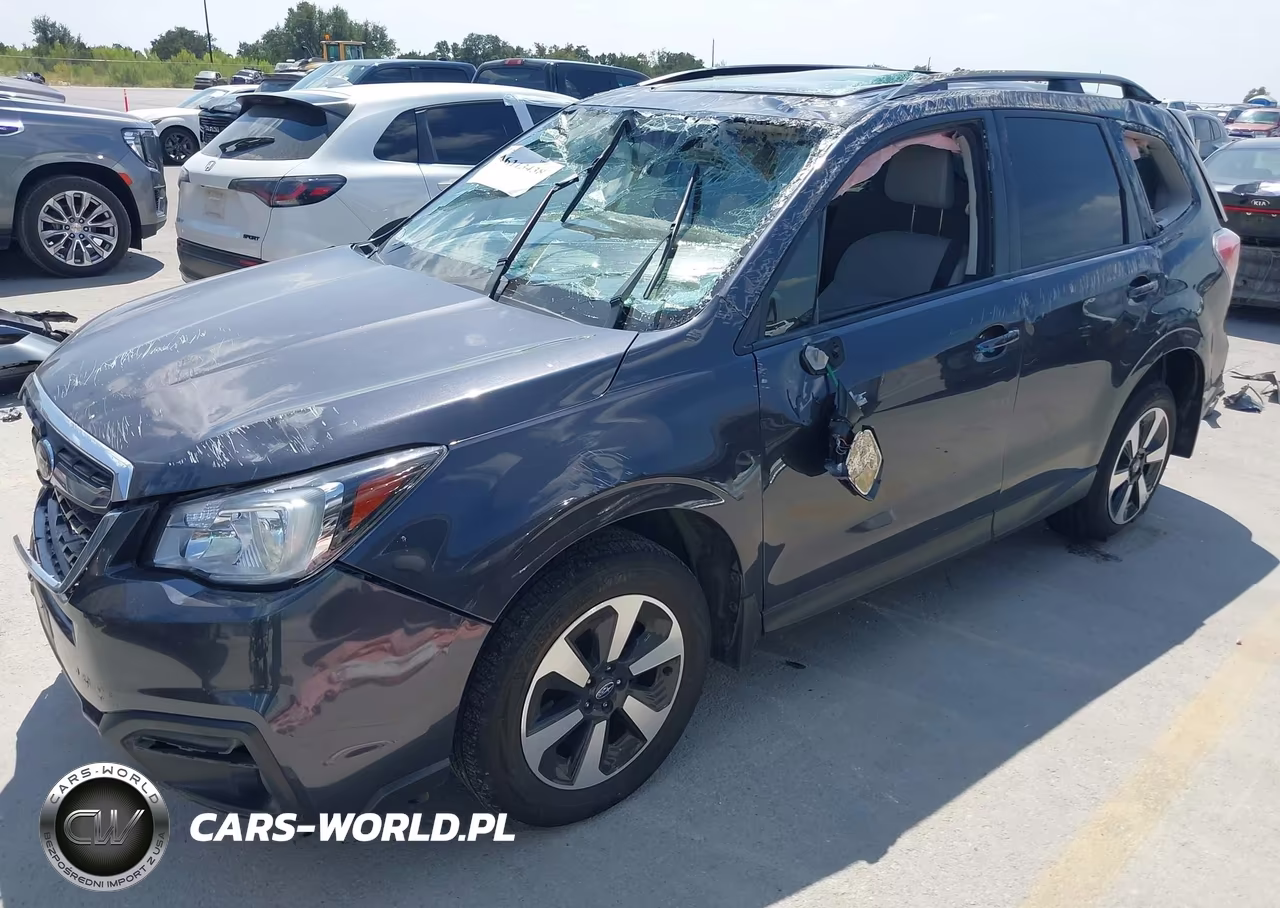 2018 Subaru Forester 2.5I Premium VIN:JF2SJAGC7JH560520 - 13