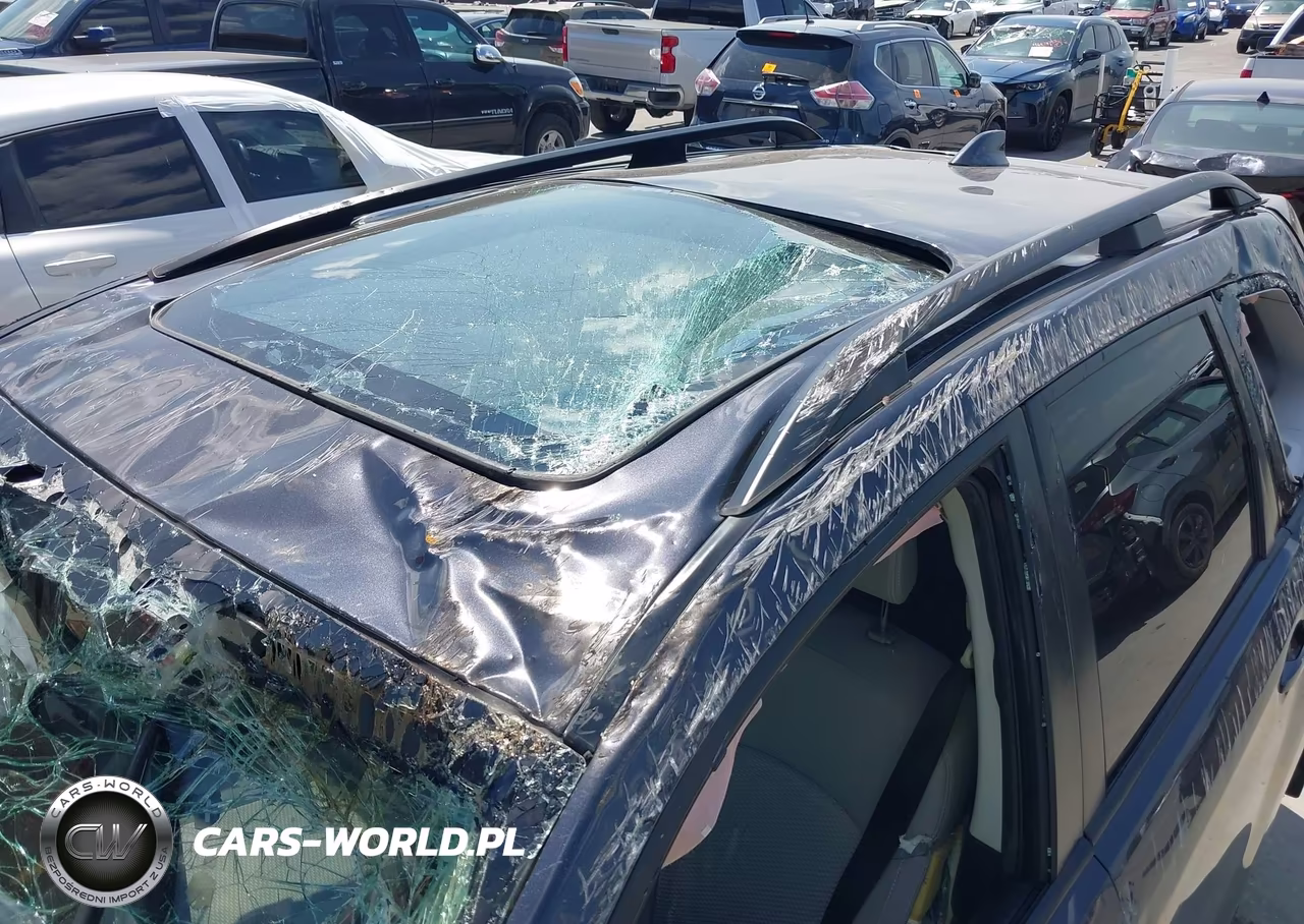 2018 Subaru Forester 2.5I Premium VIN:JF2SJAGC7JH560520 - 14