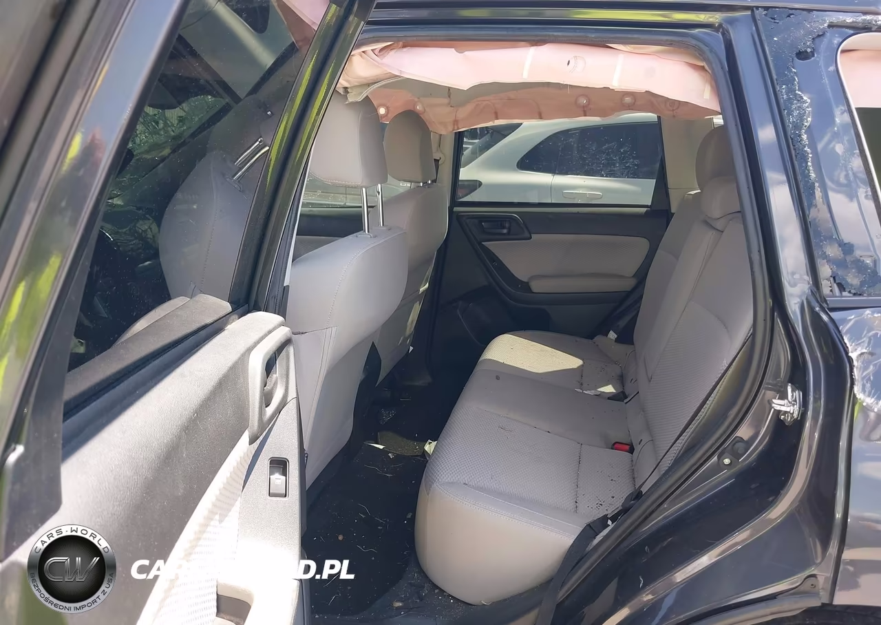 2018 Subaru Forester 2.5I Premium VIN:JF2SJAGC7JH560520 - 8