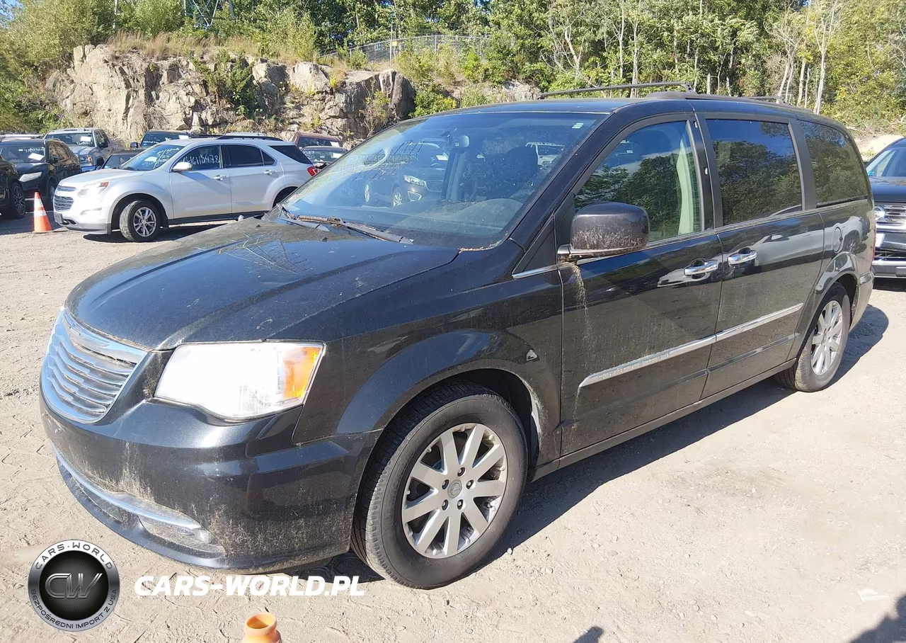 2015 Chrysler Town & Country Touring VIN:2C4RC1BG8FR697575 - 2