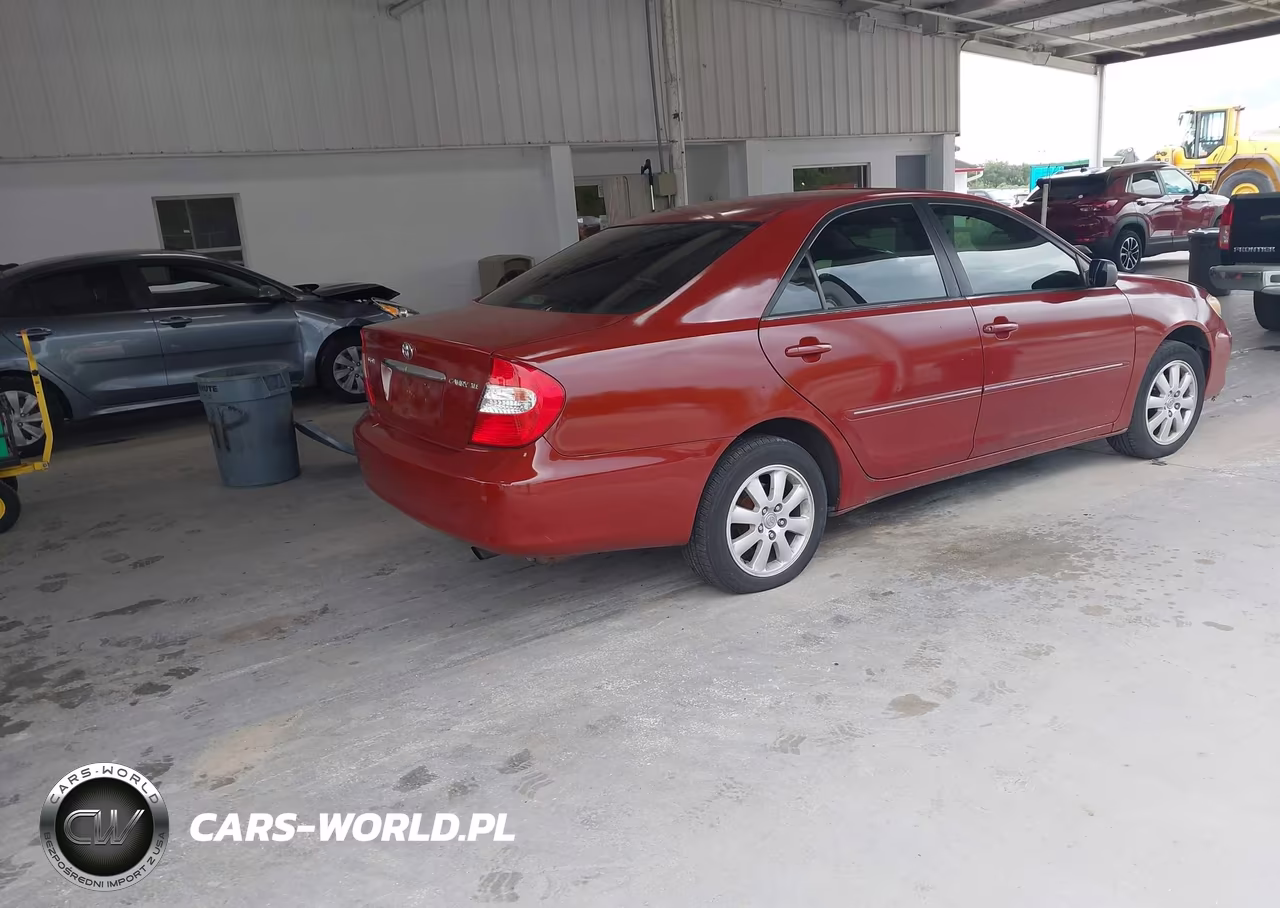 2003 Toyota Camry Xle VIN:4T1BE30K73U240524 - 4
