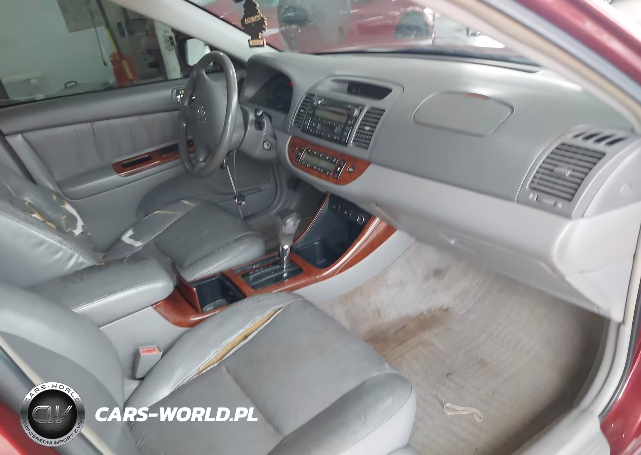 2003 Toyota Camry Xle VIN:4T1BE30K73U240524 - 5