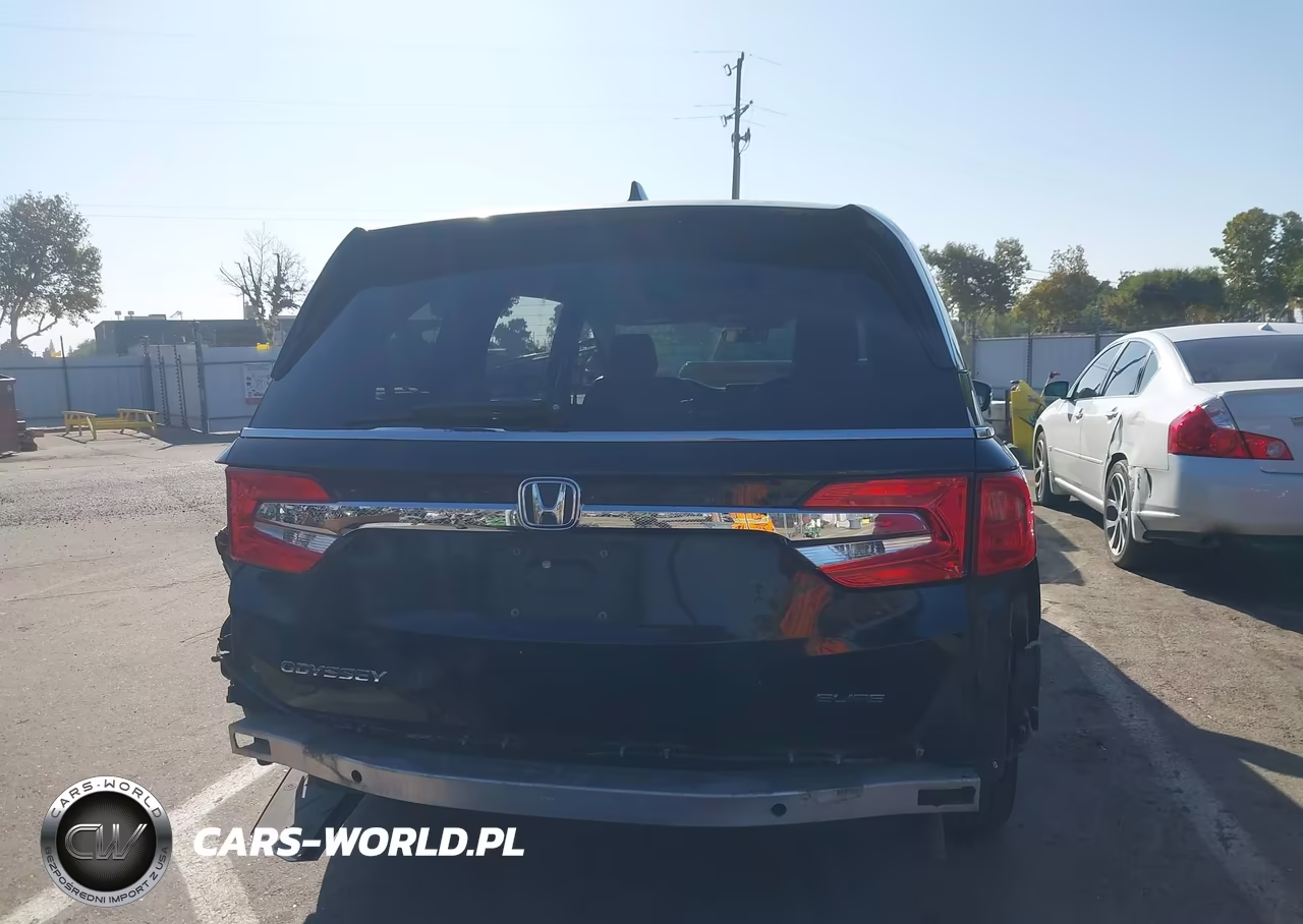 2019 Honda Odyssey Elite VIN:5FNRL6H93KB036578 - 17