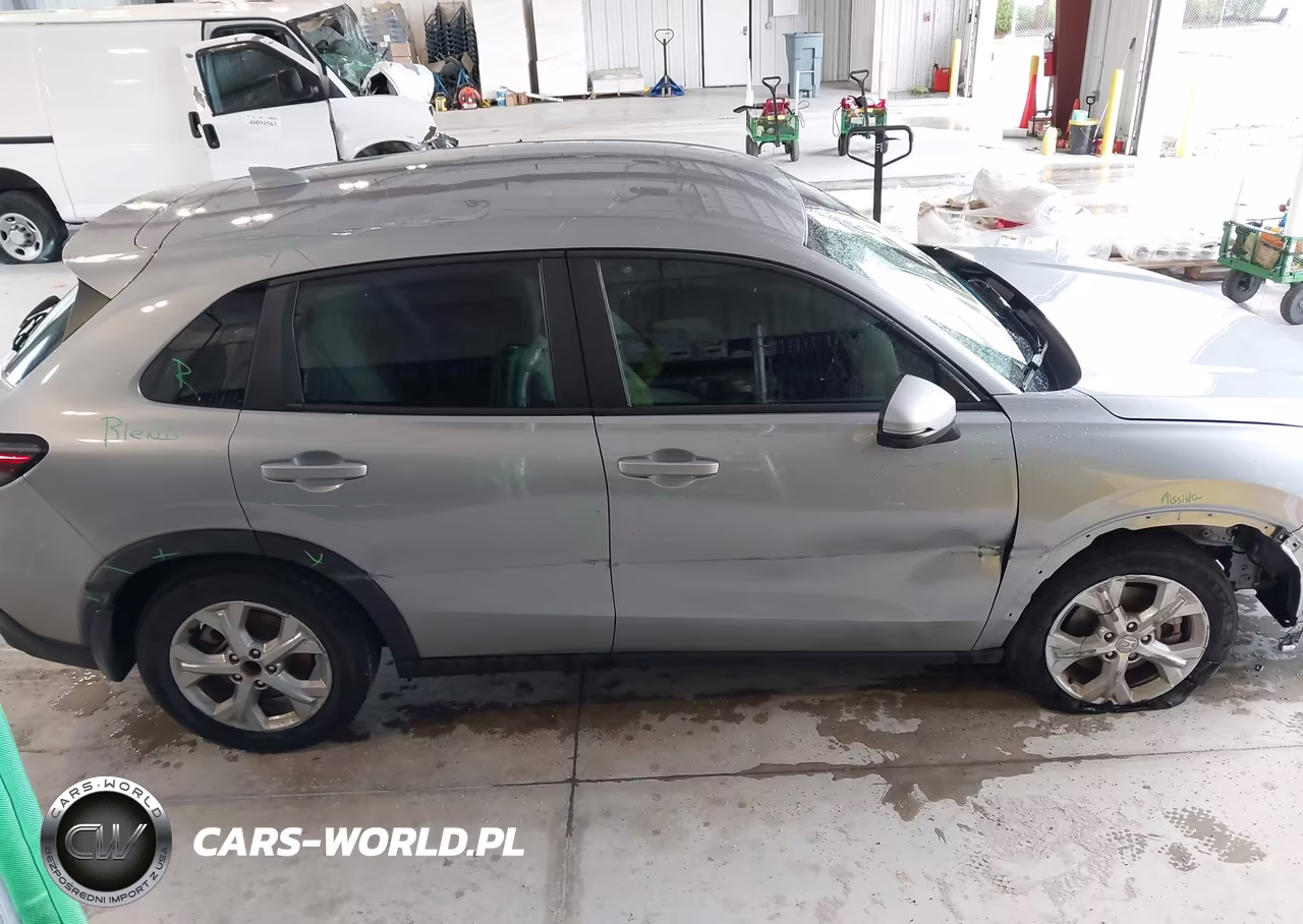 2023 Honda Hr-V 2Wd Lx VIN:3CZRZ1H32PM720967 - 13