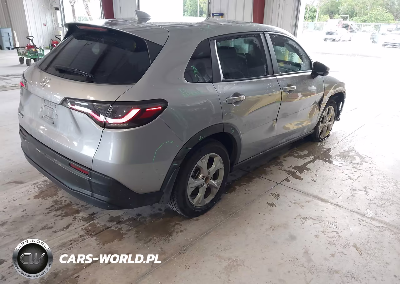 2023 Honda Hr-V 2Wd Lx VIN:3CZRZ1H32PM720967 - 4
