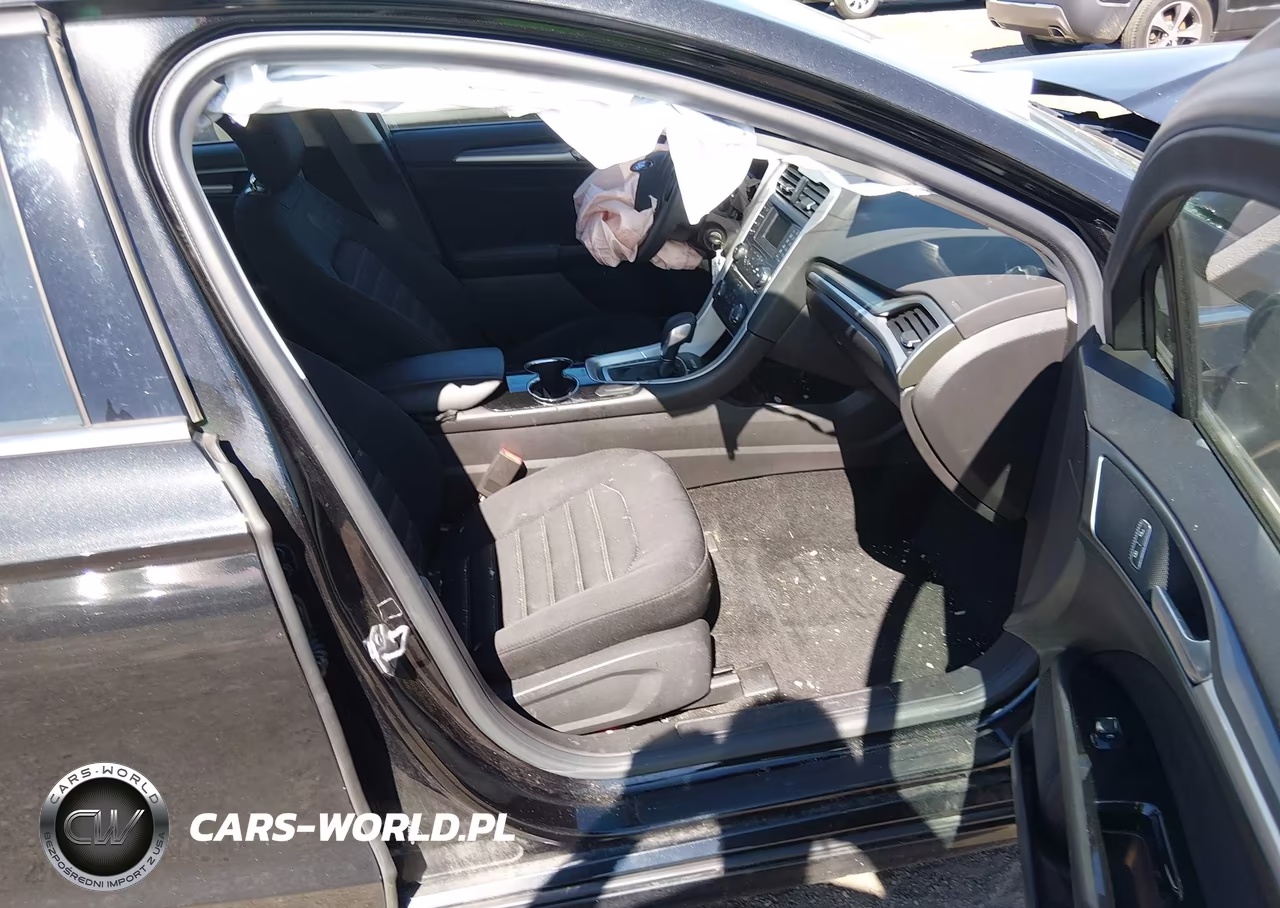 2014 Ford Fusion Se VIN:3FA6P0H70ER348921 - 5