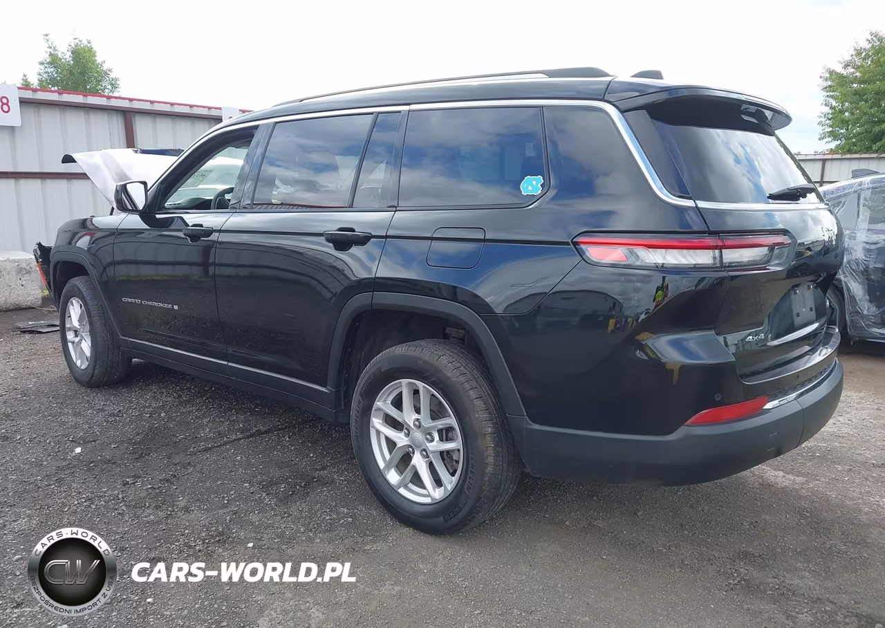 2023 Jeep Grand Cherokee L Laredo 4X4 VIN:1C4RJKAG8P8870196 - 3