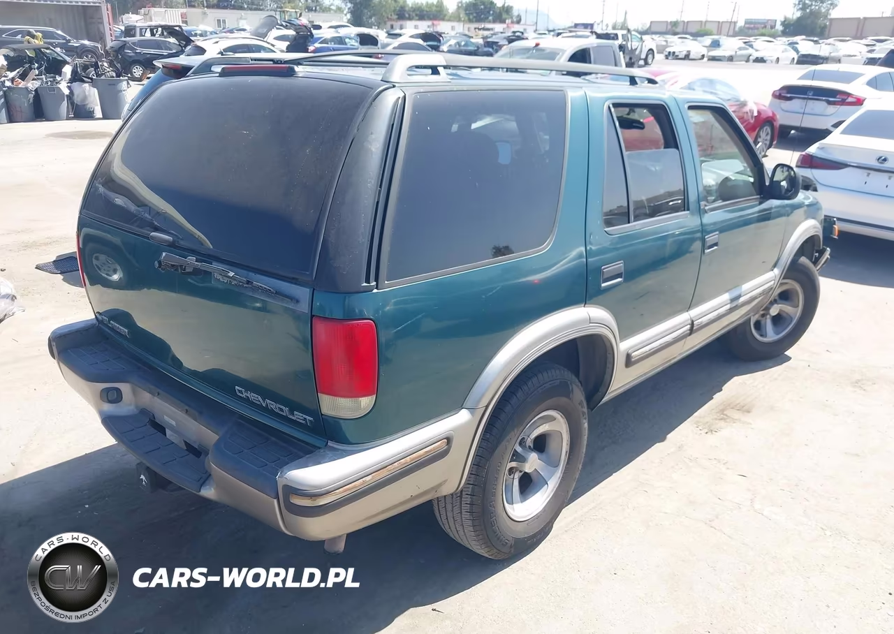 1998 Chevrolet Blazer Lt VIN:1GNCS13W8W2176487 - 4
